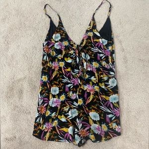 NWT LF Rumor Boutique Floral Romper Size Small